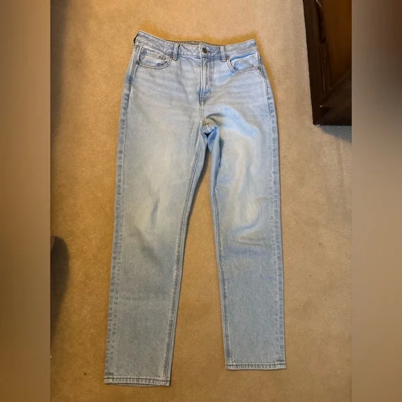 American Eagle Strigid Mom Jean size 8 - Picture 2 of 7